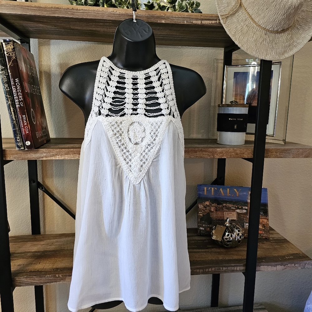 Maurices White Crochet Tank Bouse XS